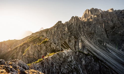 Gipfelglück und Achtsamkeit: Was Wanderurlauber 2025 suchen – und Wanderregionen ihren Gästen bieten