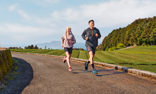 Herbst-Ready: Mit klug kombinierten Bekleidungsteilen gut durch den Herbst laufen