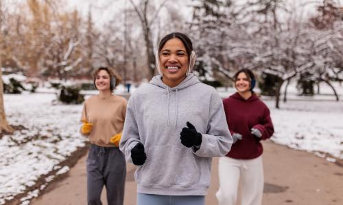Läuferisch fit durch den Winter: 3 verschiedene Lauftypen im Vergleich