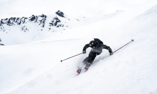Warum gute Skisocken entscheidend sind: Mit den STOX Skiing Socks zu mehr Performance und Energie auf der Piste