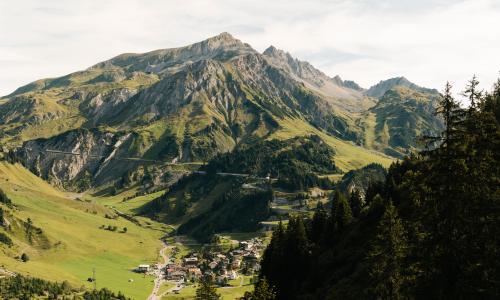 Arlberg Trail: Freiheit auf 43 Kilometern – zwischen Graten, Seen und alpiner Stille