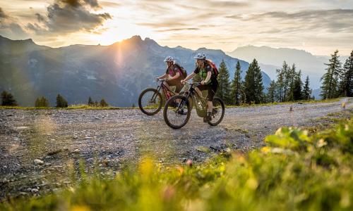 Im Tal der Almen: Bike & Hike mit Genuss