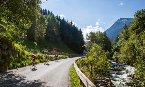 © © Innsbruck Tourismus / Erwin Haiden / Bereit für die Herausforderung „Kühtai-Rodeo“? Es gilt, das Kühtai an einem Tag über jeden der drei Ausgangspunkte Kematen, Haiming und Ötz mit dem Rennrad zu erreichen. Top 20 Highlight-Touren mit Rennrad 2026