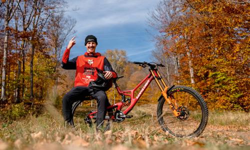 Gewinnen ist Kopfsache – Downhiller Andreas Kolb im Interview