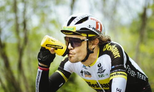 Christoph Strasser siegt beim Unknown Race in Spanien mit Peeroton Hi-End Endurance