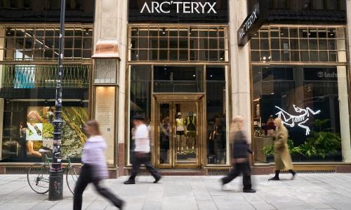 © Handel / Arc'teryx Arc’teryx hat den ersten Brand Store in Österreich eröffnet