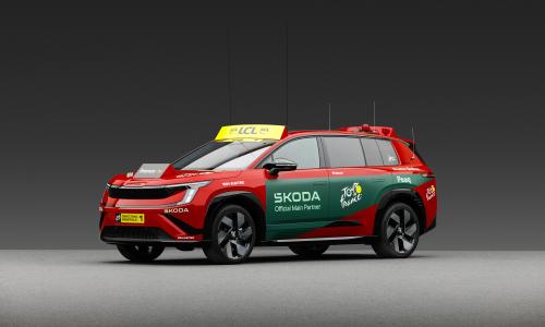 © Tour-de-France-Rennleiter Christian Prudhomme wird das neue Škoda Topmodell, den elektrischen Peaq, als sein ‚Red Car‘ nutzen. Škoda Auto feiert sein 23-jähriges Jubiläum als Hauptpartner der Tour de France;
