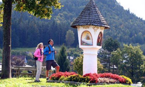 Unterwegs am Alpe-Adria-Trail – Etappe 21: Velden - Faaker See / Baumgartnerhöhe / Bild: Pentaphoto / Kärnten Werbung GmbH / AlpeAdriaTrail Thumbnail