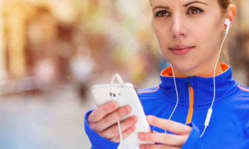 Im Praxistest: Was kann race-checker.com? / Bild: iStock / Halfpoint Thumbnail