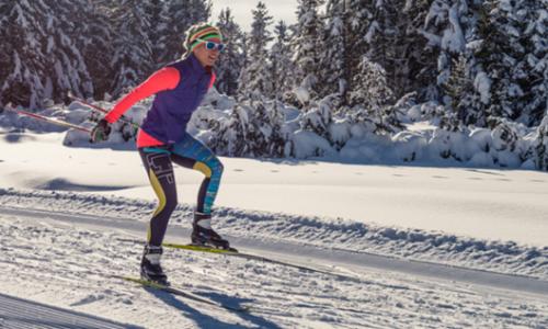 Vom Ski zum Trinksystem: Welche Ausrüstung man zum Langlaufen braucht / Bild: fuschlseeregion.com / Stadler Thumbnail