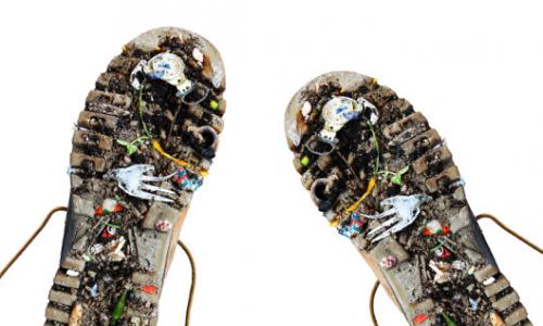 Bergsport ohne Müllberg: So können Outdoorer die Umwelt sauber halten / Bild: iStock / dorian2013 Thumbnail