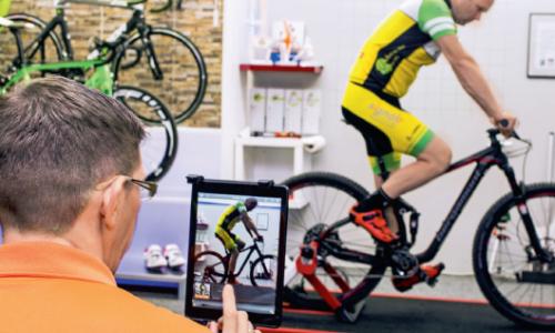 Termin beim Bikefitter: Über chronische Schmerzen und ganz einfache Fragen / Bild: Thomas Polzer Thumbnail