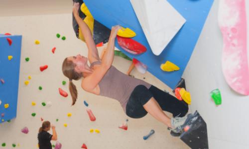 Bouldern in Österreich: Bist du griffbereit? / Bild: Boulderclub Graz Thumbnail