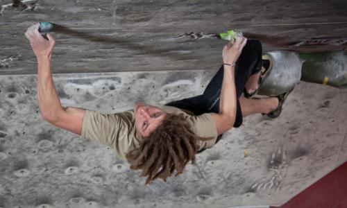 Alles neu: Das City Adventure Center Graz begeistert mit noch besseren Klettermöglichkeiten / Bild: Sport Eybl Boulder Night / City Adventure Center Thumbnail