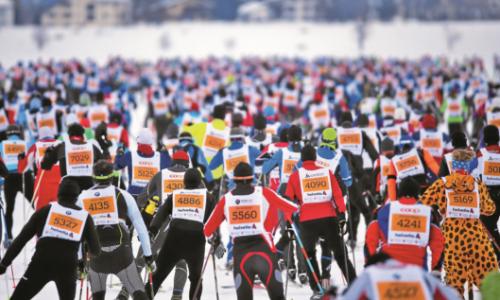 Massenbewegung: Live dabei beim größten Langlauf-Event Mitteleuropas / Bild: Swiss Image GmbH Thumbnail