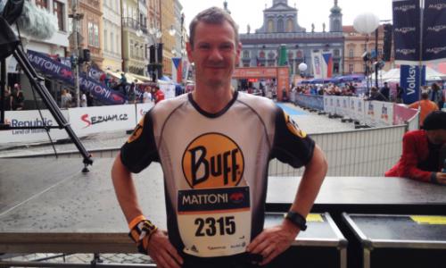 Laufend Grenzen überschreiten: Ein Halbmarathon-Abend in Budweis / Bild: Wolfgang Kühnelt Thumbnail