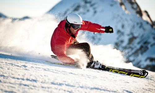 Erklär mir ... wie ein Skihelm passt / Bild: Fischer Ski Thumbnail
