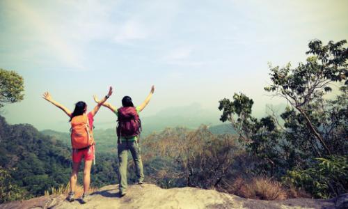 Frauen beim Wandern / Bild: iStock / lzf Thumbnail