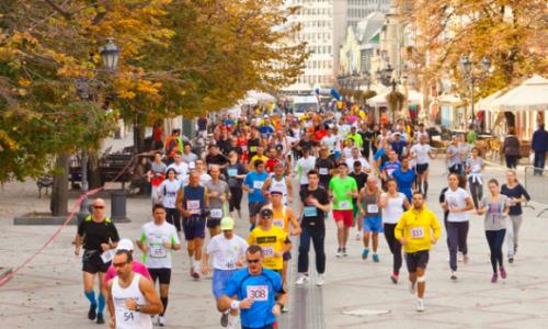 Laufevents im Herbst: Saisonende? Von wegen! / Bild: iStock / master2 Thumbnail