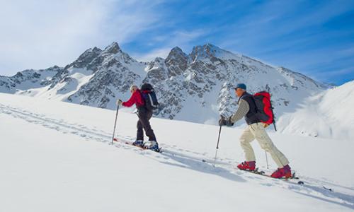Für deine Sicherheit im Schnee: Lawinensymposium der Naturfreunde am 7. Oktober in Graz (St) / Bild: iStock / michelangeloop Thumbnail