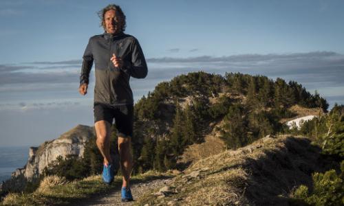 On Gründer Olivier Bernhard mit dem ON Cloudventure / Bild: On Thumbnail