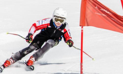 Rennfieber: Hobbyskifahrer im Race Camp / Bild: Monika Neiheisser Thumbnail