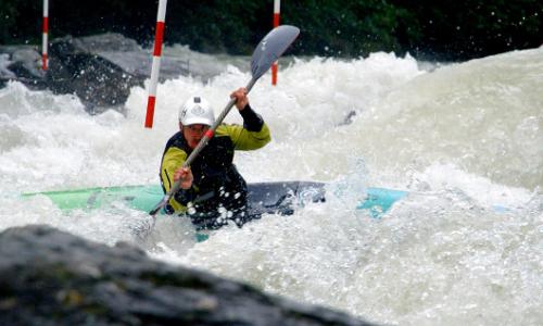 28. Red Bull Dolomitenmann 2015: Marcel Hirscher startet als Wildwasser-Kanute im Team Wings for Life / Bild: Red Bull Contentpool Thumbnail