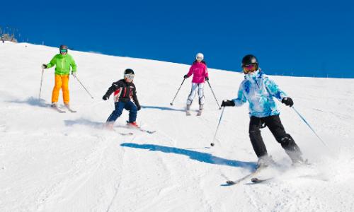 Naturfreunde Österreich: Die 10 Pistenregeln für risikobewusstes Skifahren / Bild: Hermann Erber Thumbnail