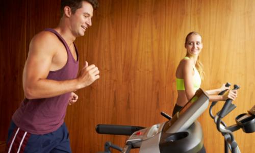 Wenn es kalt und dunkel wird: Effizientes Indoor-Training / Bild: iStock / monkeybusinessimages Thumbnail