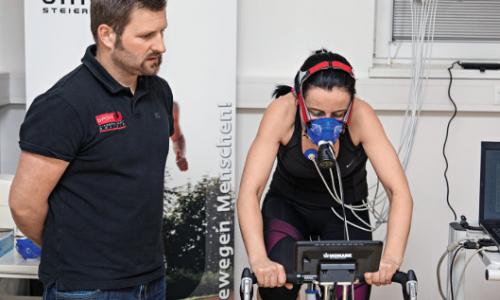 Traumziel Big-Five-Halbmarathon in Südafrika: Leserin Anita Studeregger überrascht bei Leistungsdiagnostik / Bild: Thomas Polzer Thumbnail