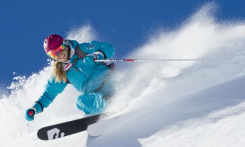 Gut gerüstet: Diese Ausrüstung brauchst du für's Freeriden / Bild: Salomon Thumbnail