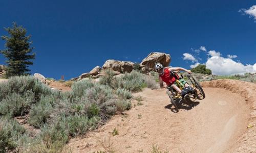 Felix Brunner: Mit dem Handbike ins Land der unbegrenzten Möglichkeiten / Bild: Berghaus Thumbnail