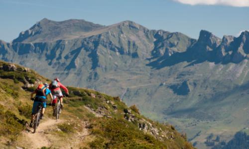 Die neue Leichtigkeit beim Mountainbiken / Bild: Graubünden Tourismus Thumbnail