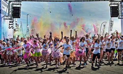 Farbenfrohes Laufspektaktel: The Color Run macht Wien bunt / Bild: Reebok Thumbnail