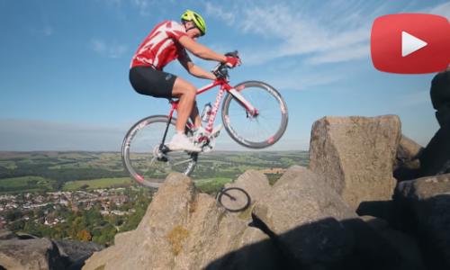 Video: Road Bike Party - Die irren Tricks von Martyn Ashton, Danny Macaskill und Chris Akrigg / Bild: Youtube Thumbnail