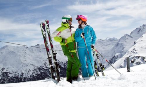 Rodelspaß, Pistenglück und ein funkelndes Winterwunderland im Herzen Tirols / Bild: TVB Region Hall-Wattens Thumbnail