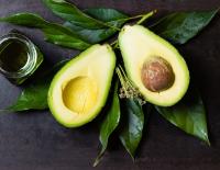 Überraschend gesund: 4 fettreiche Lebensmittel, bei denen du zugreifen solltest