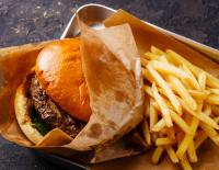 Burger, Pommes & Co.: So ungesund ist Fast Food wirklich