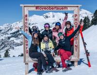 © Tourismusregion / Obertauern #SHESKIS for Pink Ribbon & Gamsleiten Kriterium in Obertauern