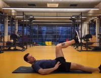 Bernd Marl zeigt dir, wie's geht: 4 Übungen, um deine Hüfte beweglicher zu machen