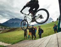 SAAC rauscht mit Vollgas in den Sommer