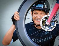 Der Rockstar lernt vom Burn-Out: Peter Huber lehrt, was der Sport im Berufsleben bringt