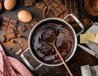 © iStock / nerudol Süßes braucht jeder im Leben: unsere Low-carb-Schokocreme