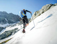 Aufgepasst auf den Altschnee: Worauf man bei Berg- und Skitouren jetzt achten muss