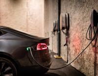 Über 1.000 Hotels mit E-Ladestation auf EmobilHotels gelistet