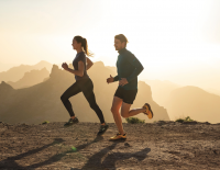 Steine, Schlamm, harte Trails? Lauf' deinen Weg mit dem Cascadia 16 von Brooks!