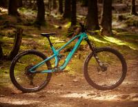 Schicke Carbon-Fullys ohne Motor: die WME-Serie von CONWAY Bikes