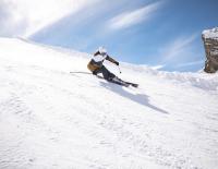 © Fotograf / Louis Garnier (www.louisgarnier.com) Made-in-Austria-Qualität auf der Skipiste: Salomon erweitert seine S/Force Ski-Kollektion