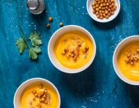 Gesunder Rezepttipp: Karotten-Süßkartoffel-Suppe