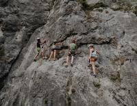 SAAC bietet im Sommer 2022 über 20 kostenlose Bike- und Kletter-Camp Termine